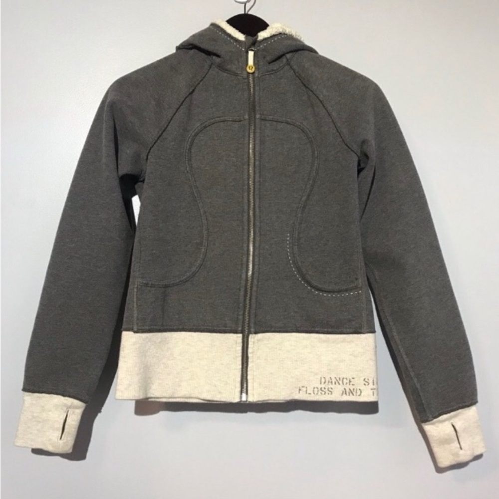 Lululemon classic Hooded Sweater